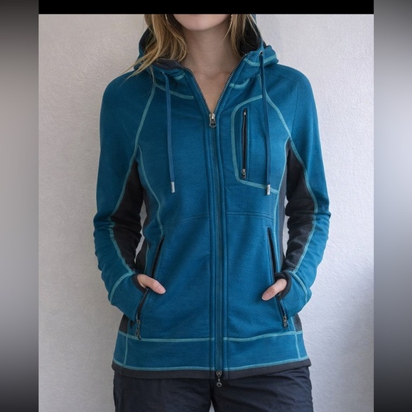 Title nine Tops - EUC WOMEN’S FLEECE LINED TITLE NINE FULL ZIP XS HOODIE/SWEATSHIRT